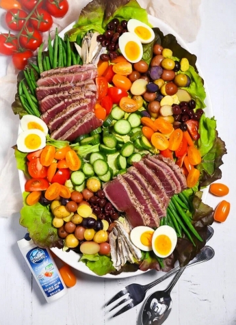 Seared Tuna Niçoise Salad