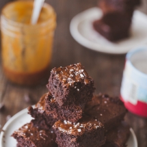 Easy Chocolate Brownie with Salted Caramel recipe 